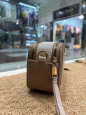 کیف جاکوبز با طراحی مینیمال و جذاب