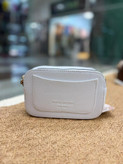 کیف جاکوبز با طراحی مینیمال و جذاب